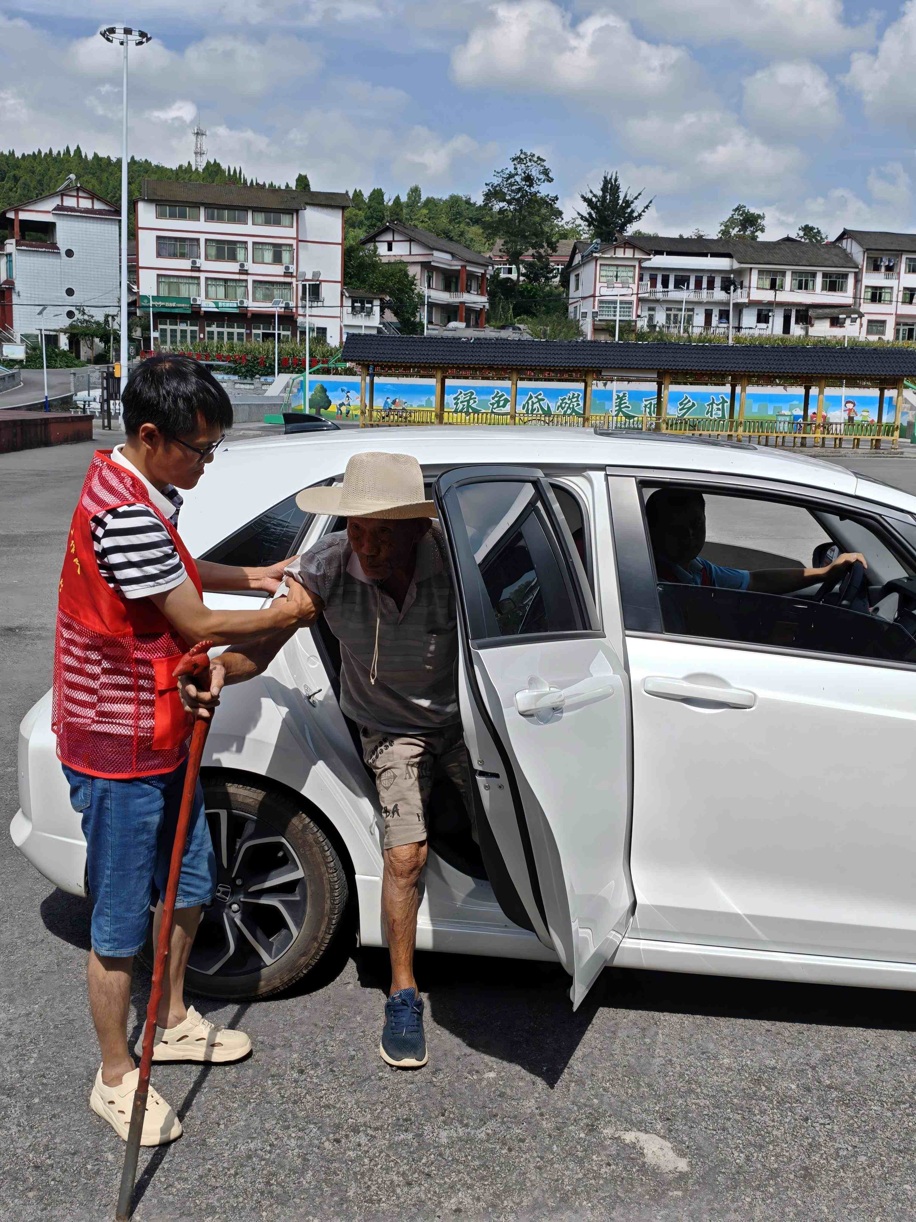 23333(1).jpg 23333(1).jpg