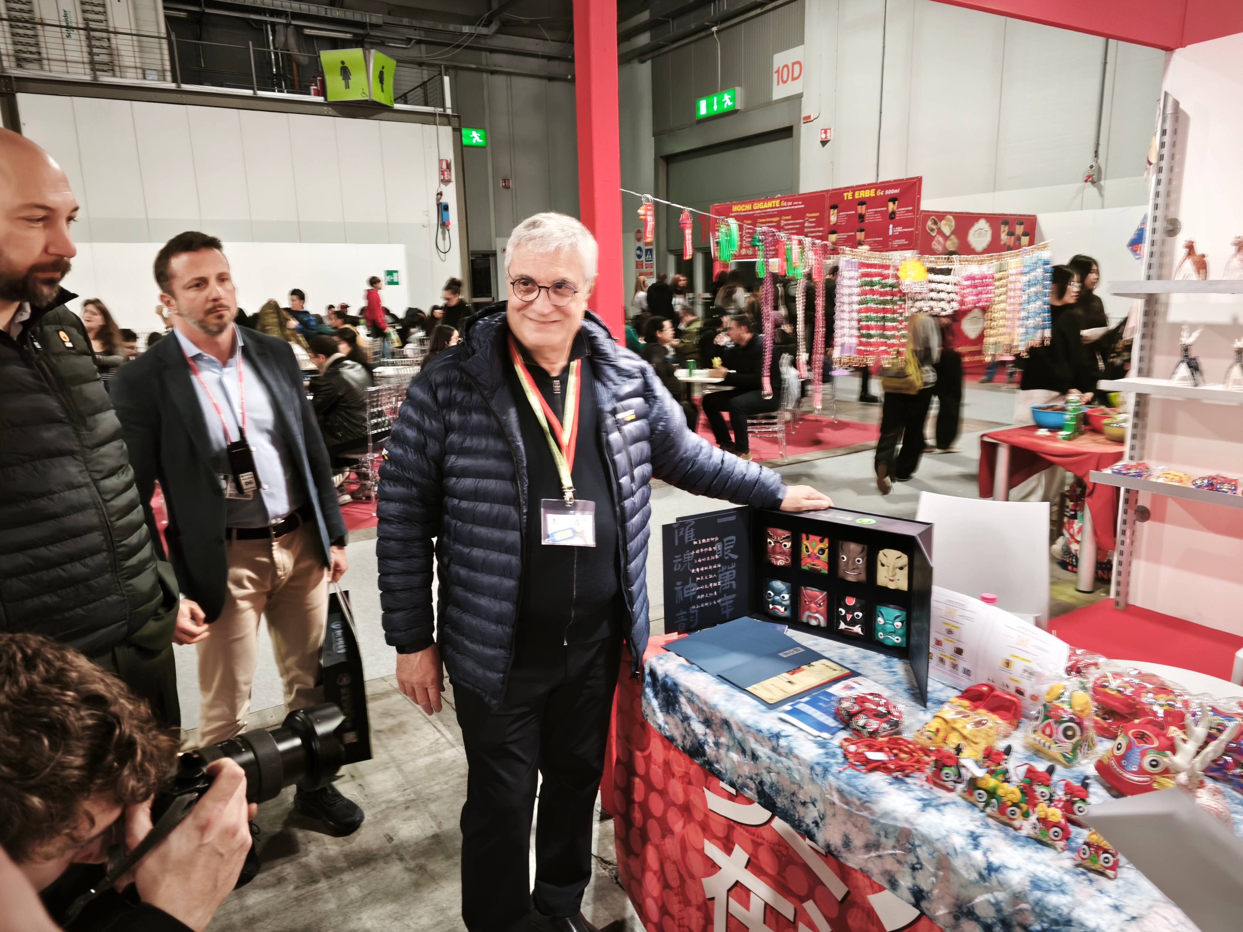 12a64fac90040378771b88d358ef1351(1).jpg 12a64fac90040378771b88d358ef1351(1).jpg